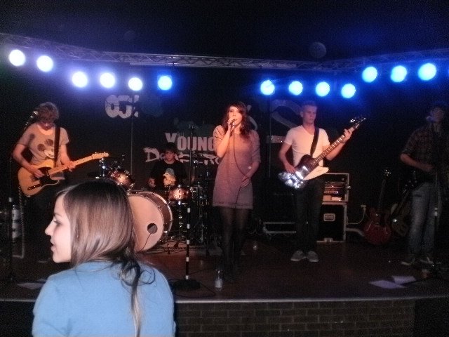 youngdesperate006.jpg