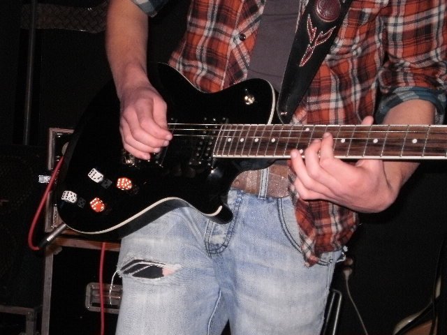 youngdesperate011.jpg