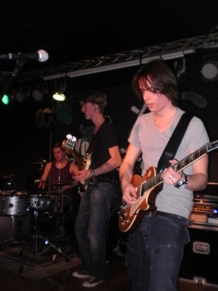 youngdesperate036.jpg