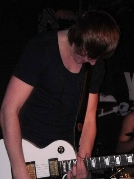 youngdesperate045.jpg