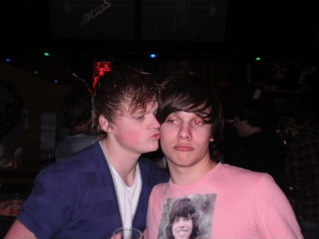 youngdesperate082.jpg