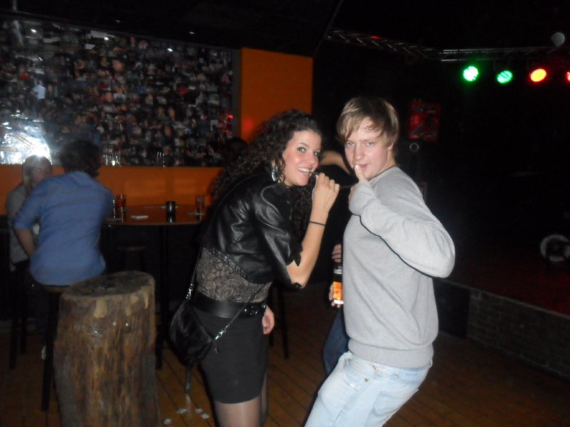 tanzbar10024.jpg